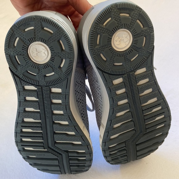 Under Armour Hovr Sonic Shoes - Picture 4 of 5